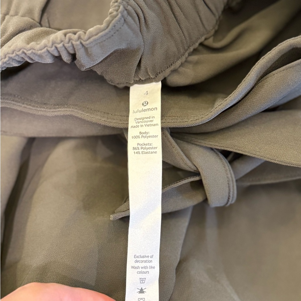 Lululemon Noir Pant - Picture 4 of 6